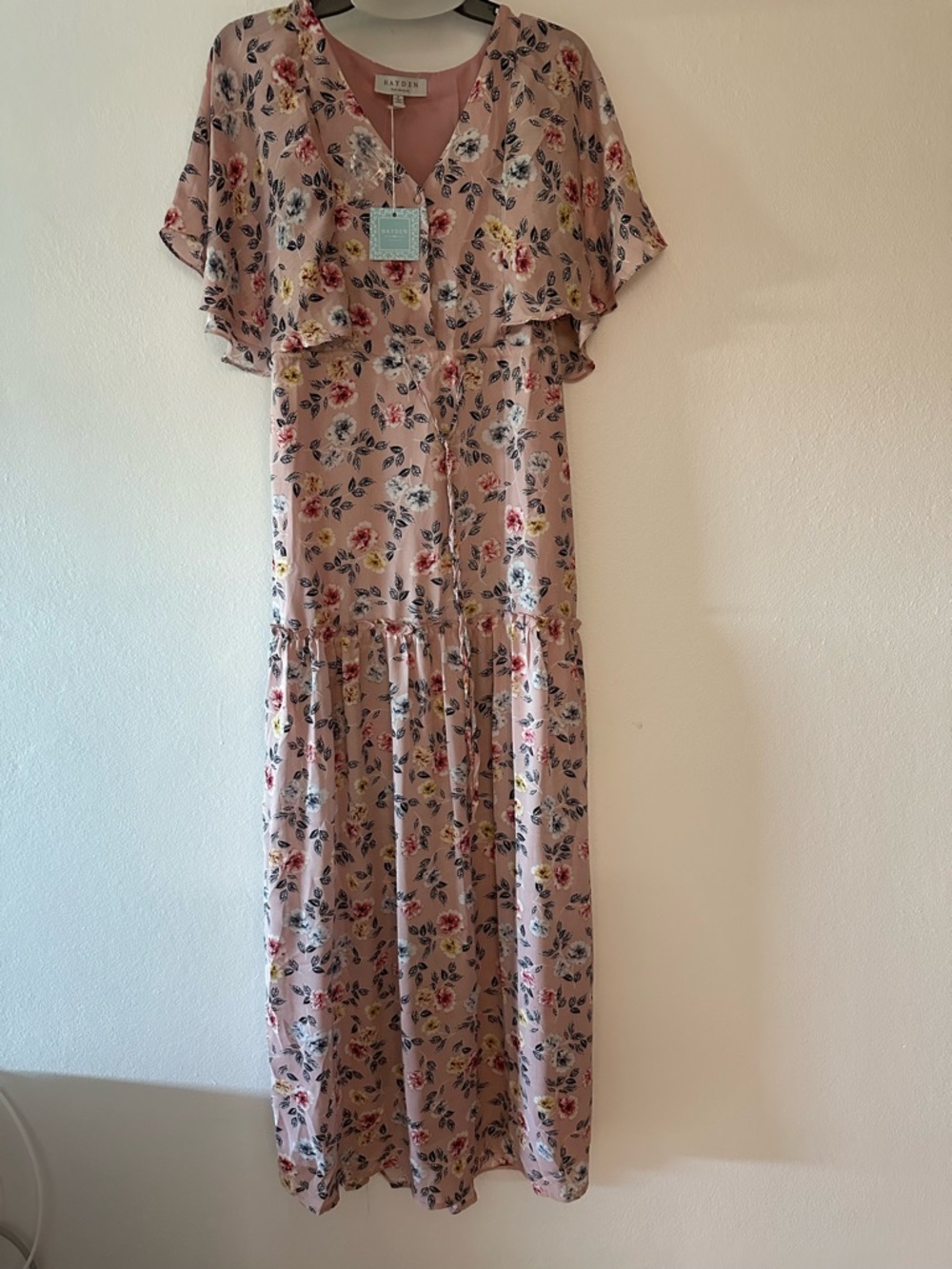 Hayden Los Angeles pink floral maxi dress with short sleeves, size small, NWT.